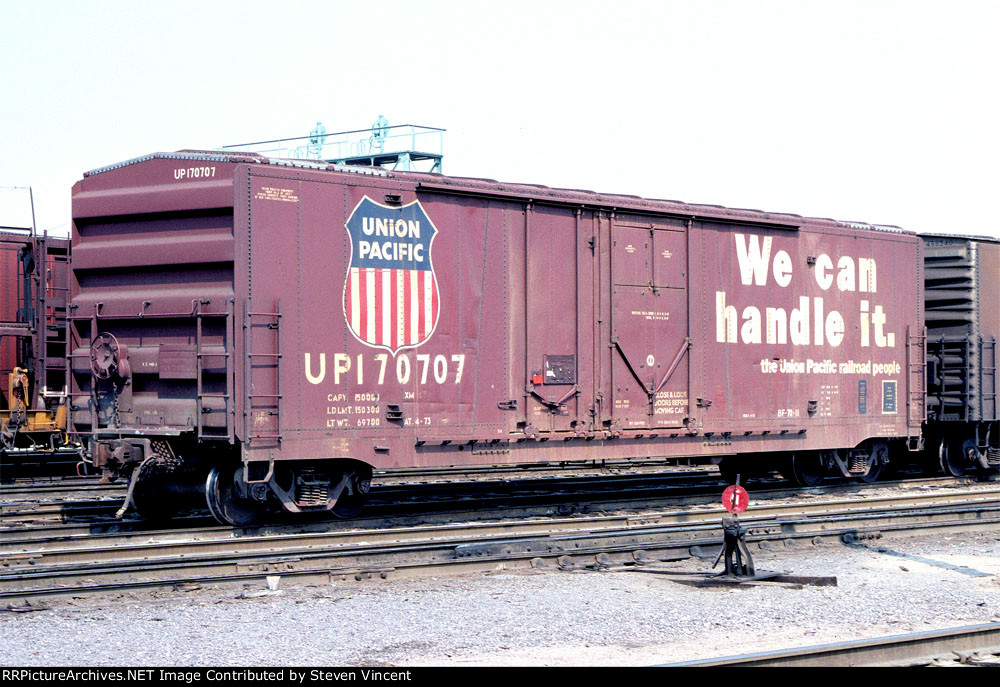 Union Pacific combo door box UP #170707